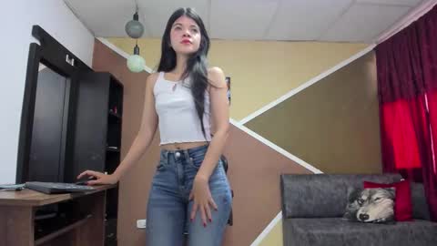 Snapshot of lisagray_1 chatting on November 22, 7:24 pm Lisa Gray Independent Model online show from November 22, 7:24 pm