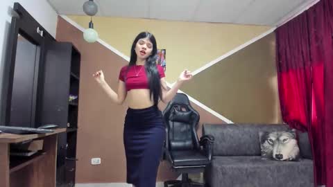 Snapshot of lisagray_1 chatting on December 18, 8:04 pm Lisa Gray Independent Model online show from December 18, 8:04 pm