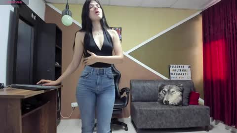 Snapshot of lisagray_1 chatting on May 29, 7:23 pm Lisa Gray Independent Model online show from May 29, 7:23 pm
