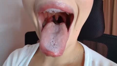 Lisbet online show from March 12, 10:16 pm