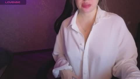 Anna online show from March 30, 11:50 pm