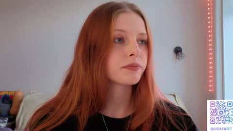 Snapshot of lisiasweet chatting on May 25, 2:01 pm Lika online show from May 25, 2:01 pm