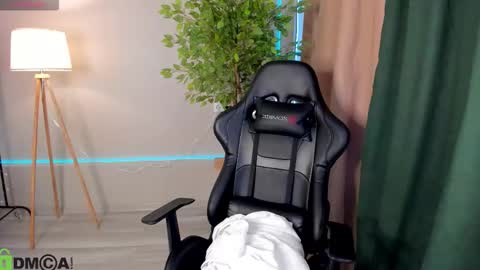 Lissa online show from February 28, 7:31 am