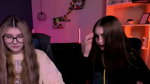 lissa_night online show from March 17, 8:01 pm