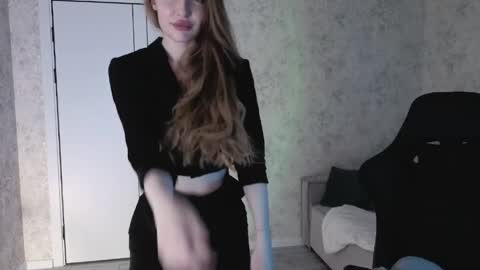 Lissa online show from May 13, 8:12 am