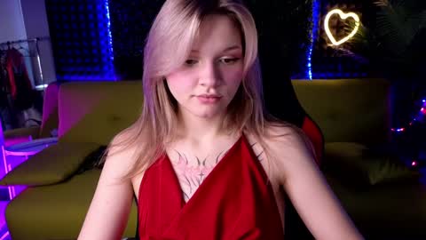 Lena online show from December 5, 4:09 am