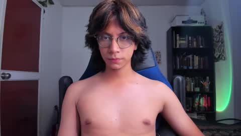 Literateboy online show from February 5, 1:43 am