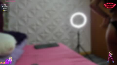 Snapshot of litlenessa_ chatting on June 3, 2:19 pm VANESSA online show from June 3, 2:19 pm