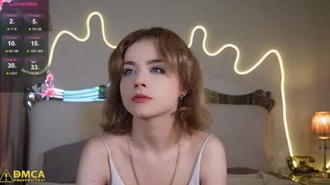 litt1e_emilyy online show from October 19, 8:53 pm