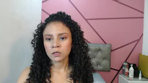 little18doll online show from April 12, 6:46 pm