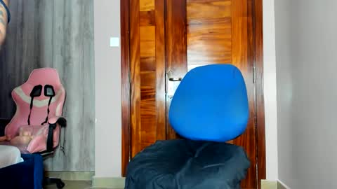 little_africa online show from March 11, 7:36 am