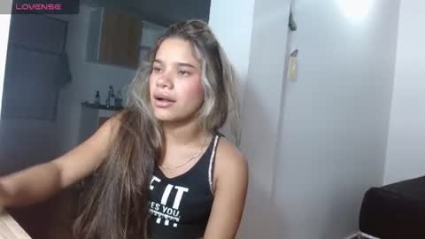 Snapshot of little_babyboo_ chatting on July 1, 1:51 am Catalina online show from July 1, 1:51 am