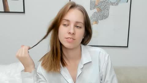 little_bye online show from October 23, 3:44 pm