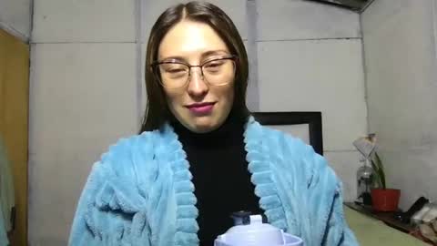 Snapshot of little_devil_diablita90 chatting on October 4, 1:14 am Diablita online show from October 4, 1:14 am