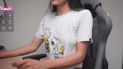 Help me reach 100 likes online show from April 12, 7:08 pm