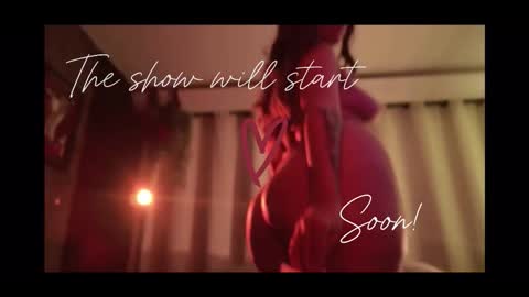 Snapshot of little_maeve chatting on September 12, 9:59 pm Maeve  online show from September 12, 9:59 pm