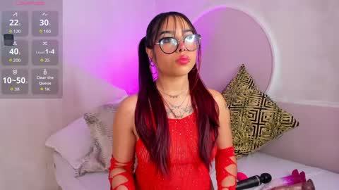 Snapshot of little_natty_ chatting on June 3, 6:46 pm Natty online show from June 3, 6:46 pm
