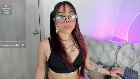 Snapshot of little_natty_ chatting on June 5, 6:24 pm Natty online show from June 5, 6:24 pm