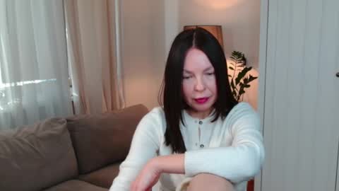 Snapshot of little_nicole_ chatting on February 1, 12:59 pm Nicole online show from February 1, 12:59 pm