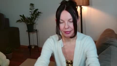 Snapshot of little_nicole_ chatting on March 2, 3:19 pm Nicole online show from March 2, 3:19 pm