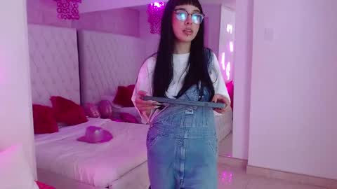 Paulette online show from March 4, 3:23 am