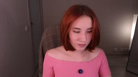 Snapshot of little_pretty_woman chatting on July 4, 3:18 pm little_pretty_woman online show from July 4, 3:18 pm