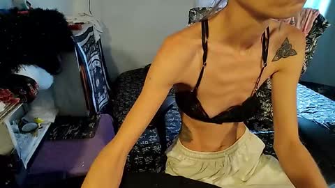 Snapshot of little_savage chatting on March 7, 7:00 pm little_savage online show from March 7, 7:00 pm