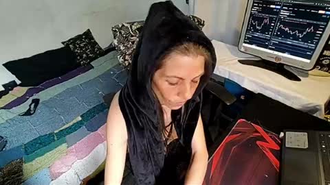 Snapshot of little_savage chatting on June 10, 5:12 pm little_savage online show from June 10, 5:12 pm