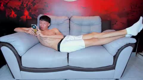 Snapshot of little_show_sexy chatting on February 2, 5:50 am little_show_sexy online show from February 2, 5:50 am