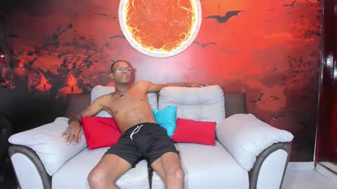 little_show_sexy online show from March 22, 5:33 am