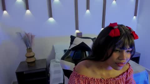 Snapshot of little_sumi chatting on April 28, 2:27 am S U M I online show from April 28, 2:27 am