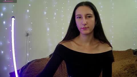 LittleAhWitch online show from October 7, 9:28 am