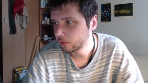 littlealien7 online show from September 22, 10:56 pm