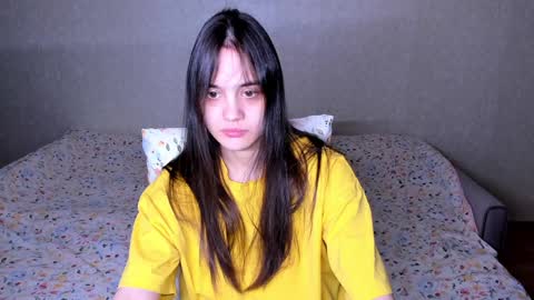 Snapshot of littleashleyy chatting on December 19, 11:07 am littleashleyy online show from December 19, 11:07 am