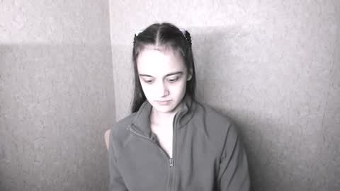 Snapshot of littleashleyy chatting on December 28, 3:26 pm littleashleyy online show from December 28, 3:26 pm