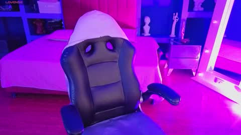 Angel  online show from February 10, 9:19 pm