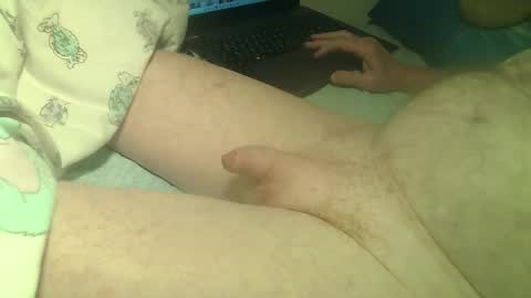 Snapshot of littlegermanfriend chatting on November 10, 9:47 pm littlegermanfriend online show from November 10, 9:47 pm