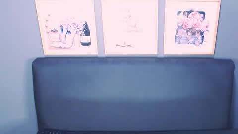 Snapshot of littleindianmilf chatting on December 4, 11:41 am littleindianmilf online show from December 4, 11:41 am