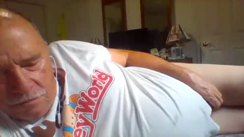 Snapshot of littlekenny1951 chatting on October 15, 6:30 pm littlekenny1951 online show from October 15, 6:30 pm