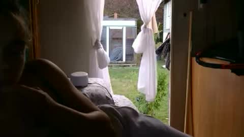 littleleo96 online show from October 2, 11:56 pm