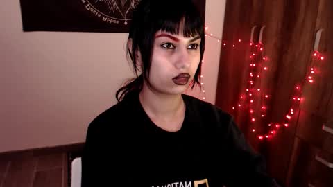 Snapshot of littleluciferrr chatting on March 12, 10:27 pm Lucifer online show from March 12, 10:27 pm