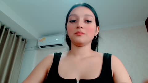 Sarahs Room online show from January 5, 2:38 am