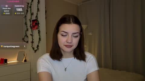 Bella online show from November 28, 5:43 am