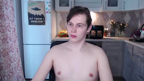 Snapshot of littlesadcabbage chatting on May 30, 3:14 am Sonnenschein online show from May 30, 3:14 am