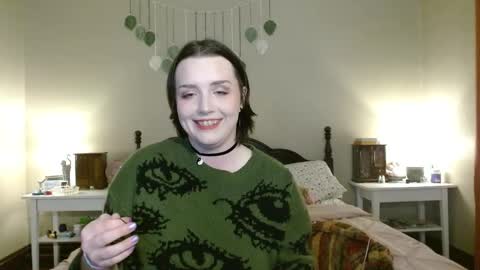 Snapshot of littlestpuppet chatting on May 1, 12:04 am Kori online show from May 1, 12:04 am