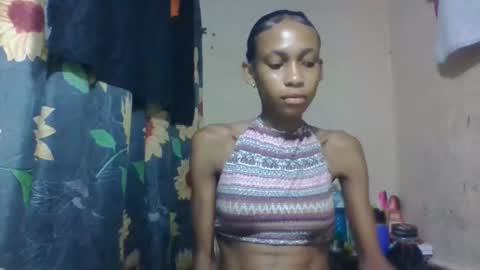 Snapshot of littleyanah chatting on April 17, 3:59 pm yanah online show from April 17, 3:59 pm