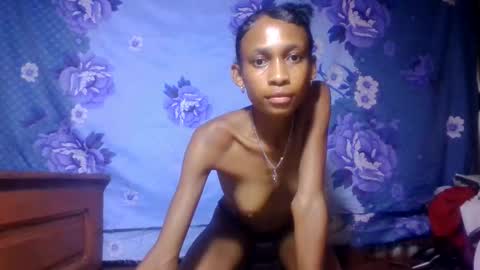 Snapshot of littleyanah chatting on May 26, 9:49 am yanah online show from May 26, 9:49 am