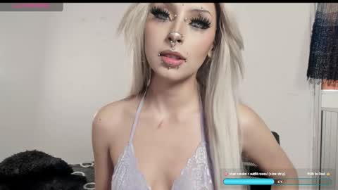 Liu help me to reach 100 thumps up daddy online show from April 18, 6:34 pm