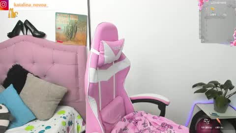 Snapshot of liv_rosse chatting on May 15, 2:29 am Katalina Novoa. online show from May 15, 2:29 am