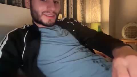 Snapshot of livefantesy4 chatting on January 18, 12:58 am livefantesy4 online show from January 18, 12:58 am